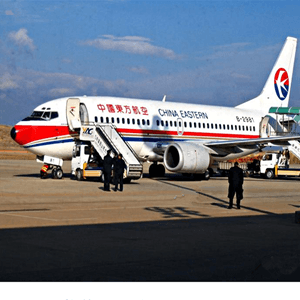 北京首都航空运输航空快运业稳步发展的原因是什么？